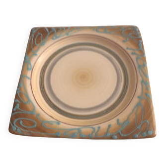 Salerne pottery plate, France