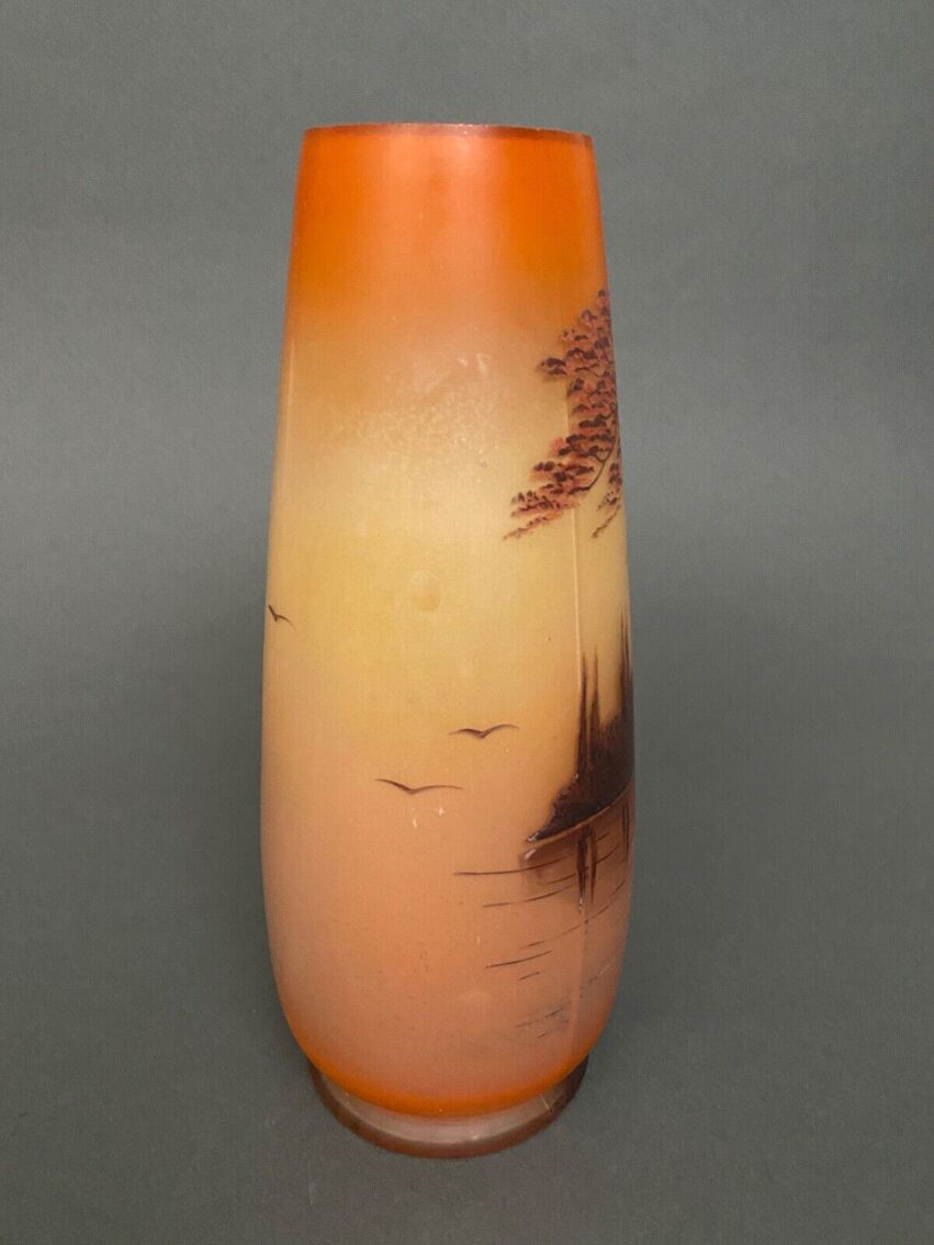 Vase 1900 en verre peint par Joma décor paysage XXe | Selency