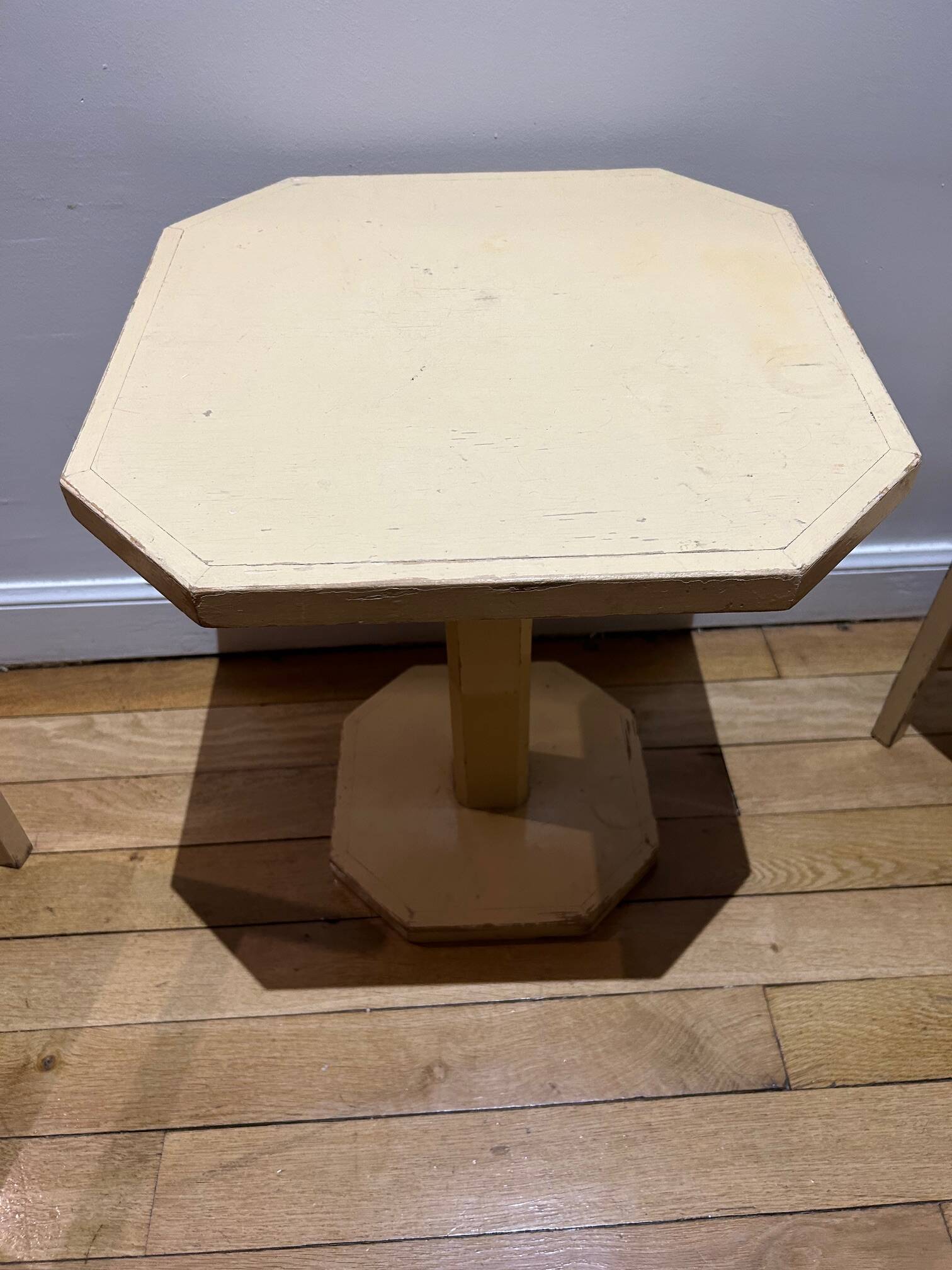 art deco children's living room