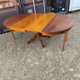 Round table