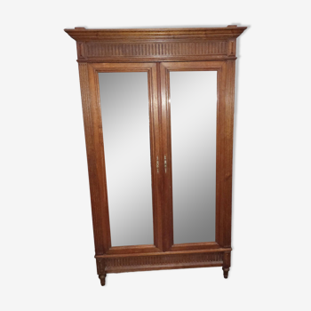 Armoire avec miroirs en bois ancien