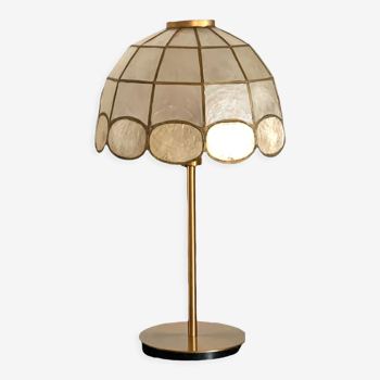 Lamp with an antique lampshade in bi-color mother-of-pearl and a golden foot