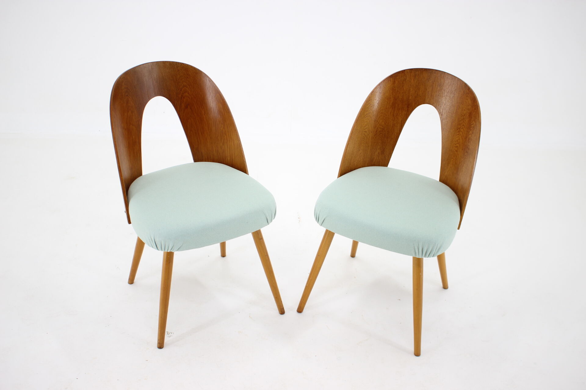Antonin Suman set of four dining chairs, Czechoslovakia, 1960s