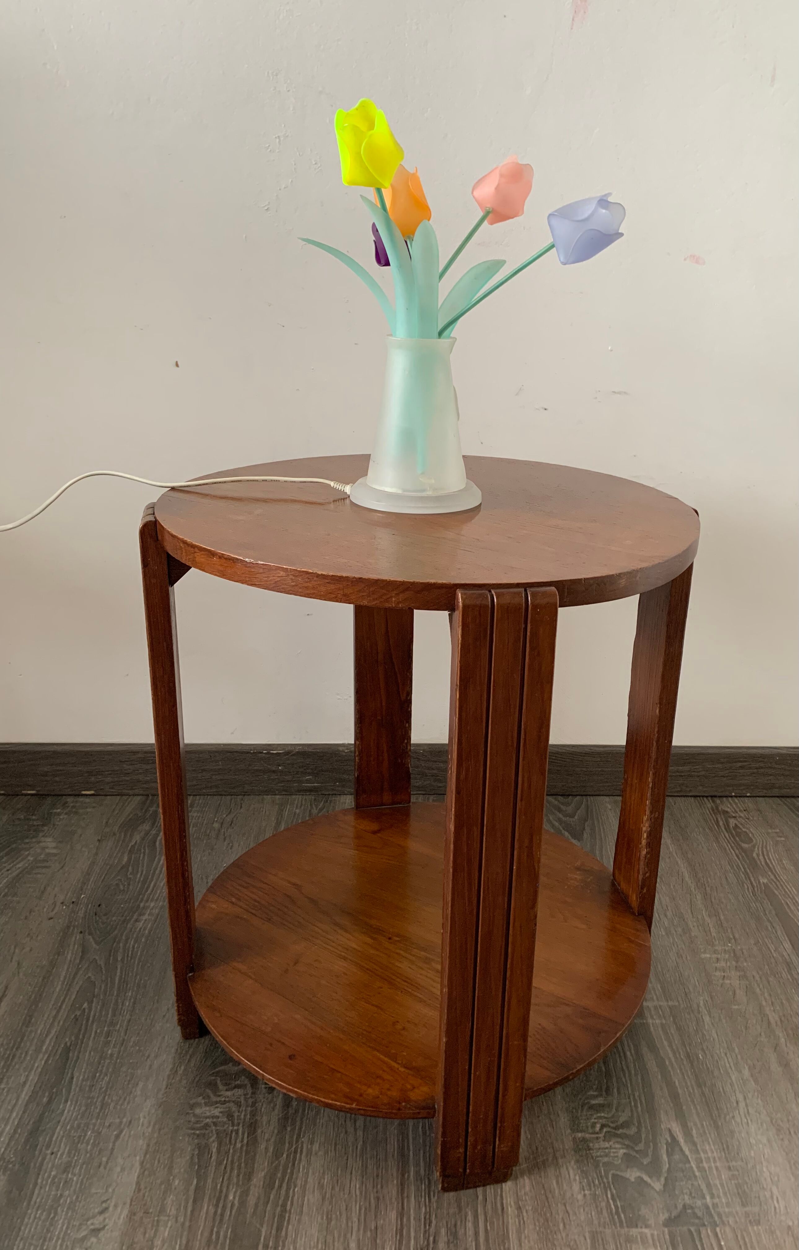 Art deco pedestal table