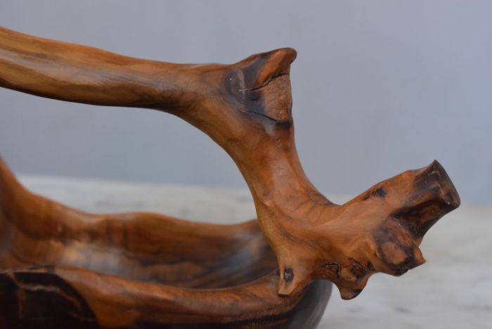 Fruit basket in olive tree sculpture Brutaliste