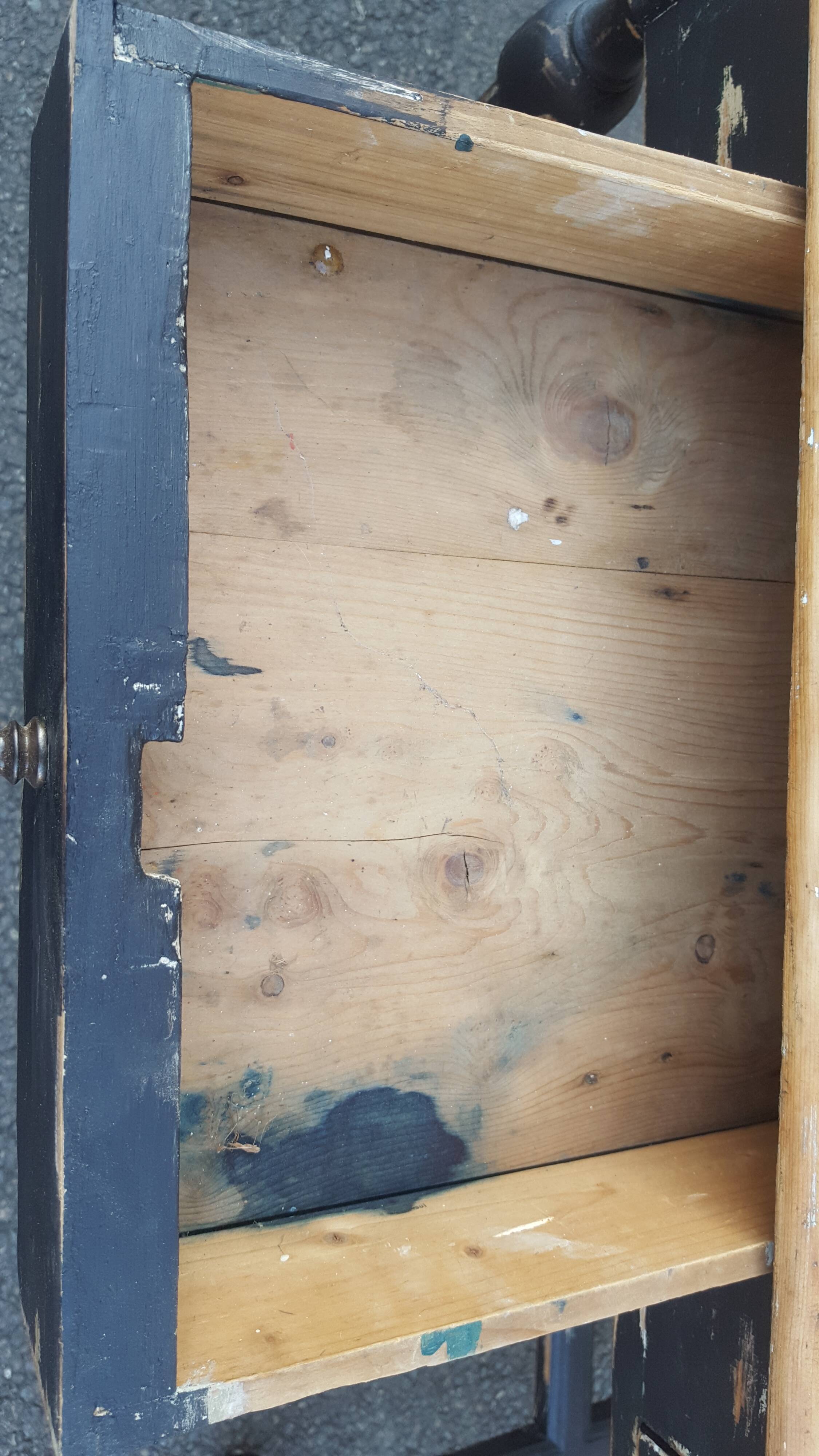 Black and wood table desk