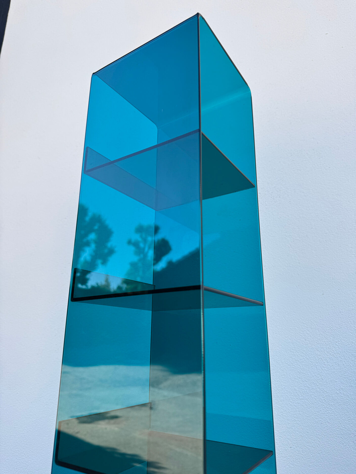 Allegro Habitat vintage plexiglass column