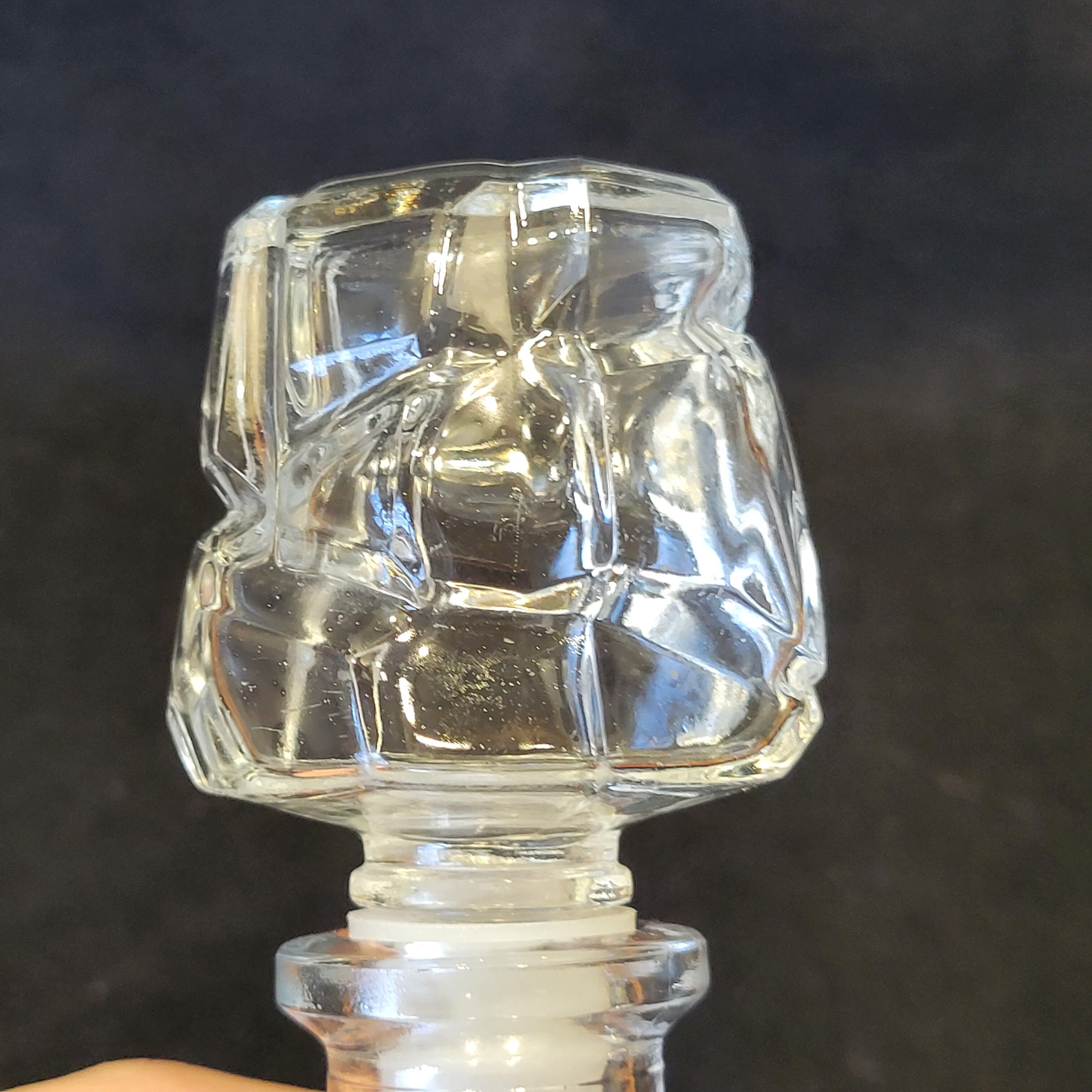 Glass whisky decanter 400 ml