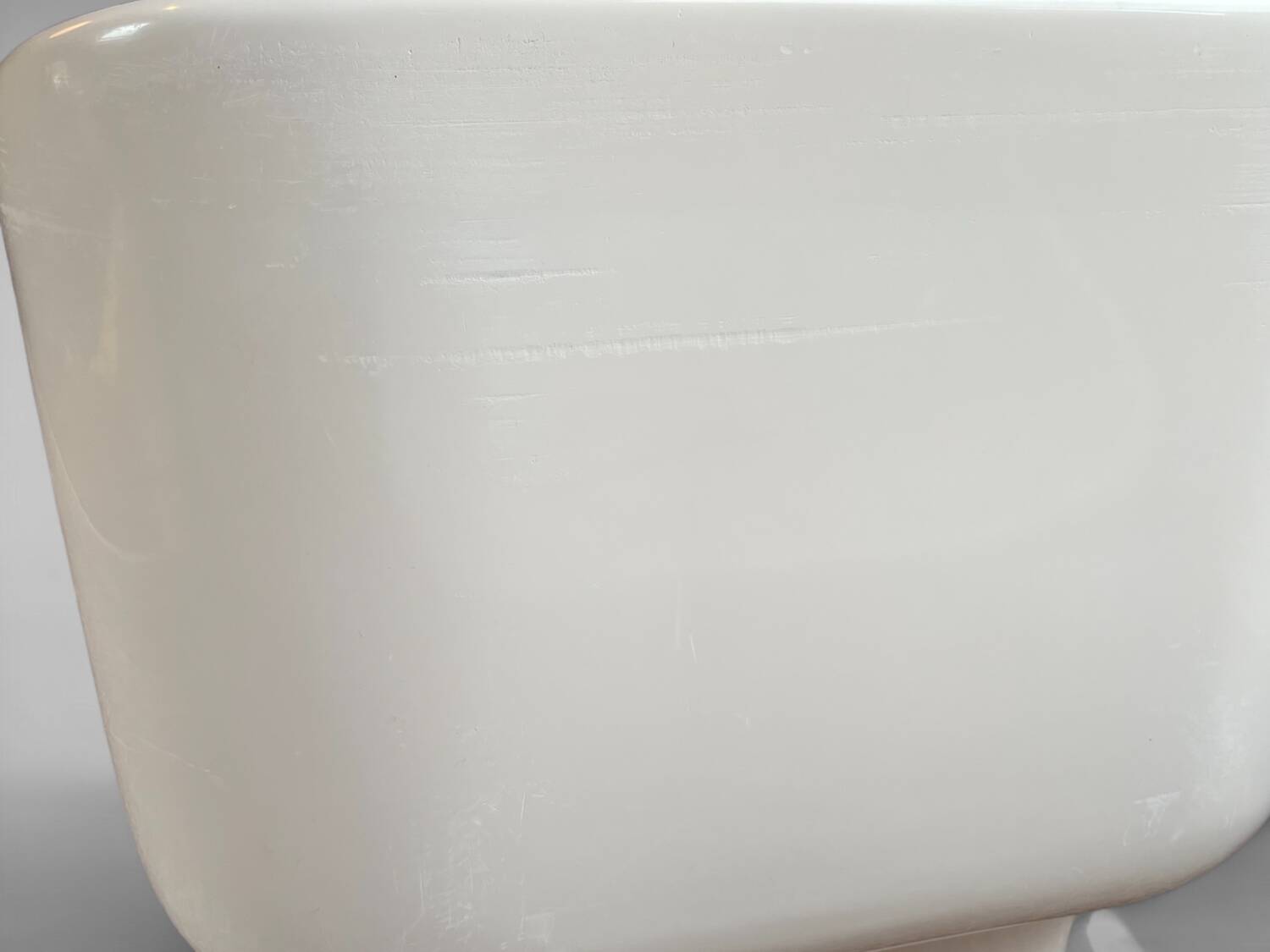 Chaises en fibre de verre du milieu du siècle par Douglas Deeds