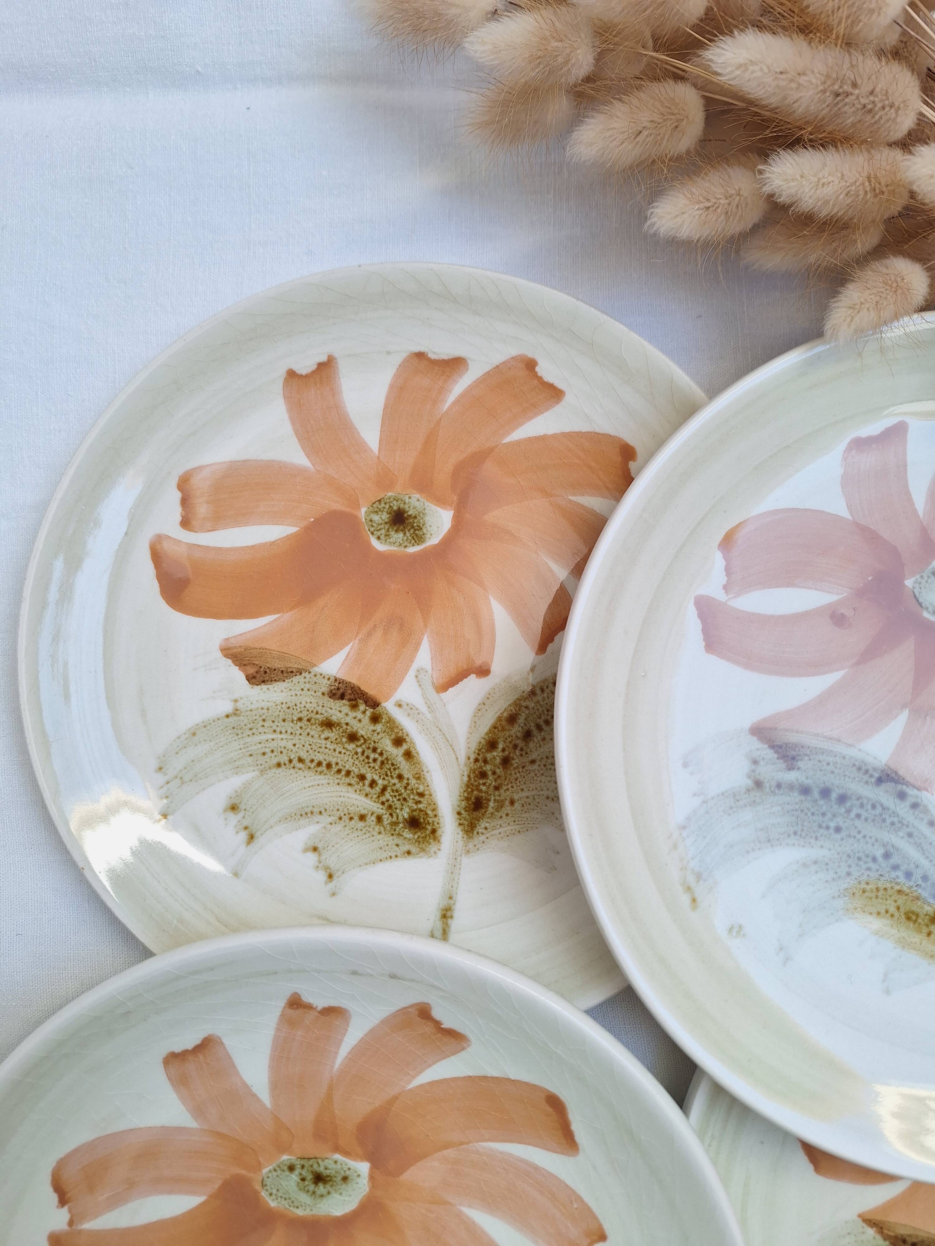 Dessert plates with flowers St Amand