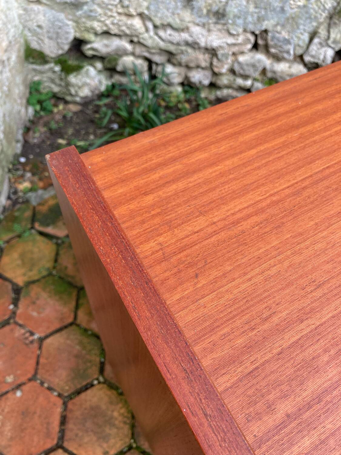 Vintage 1960s chest of drawers