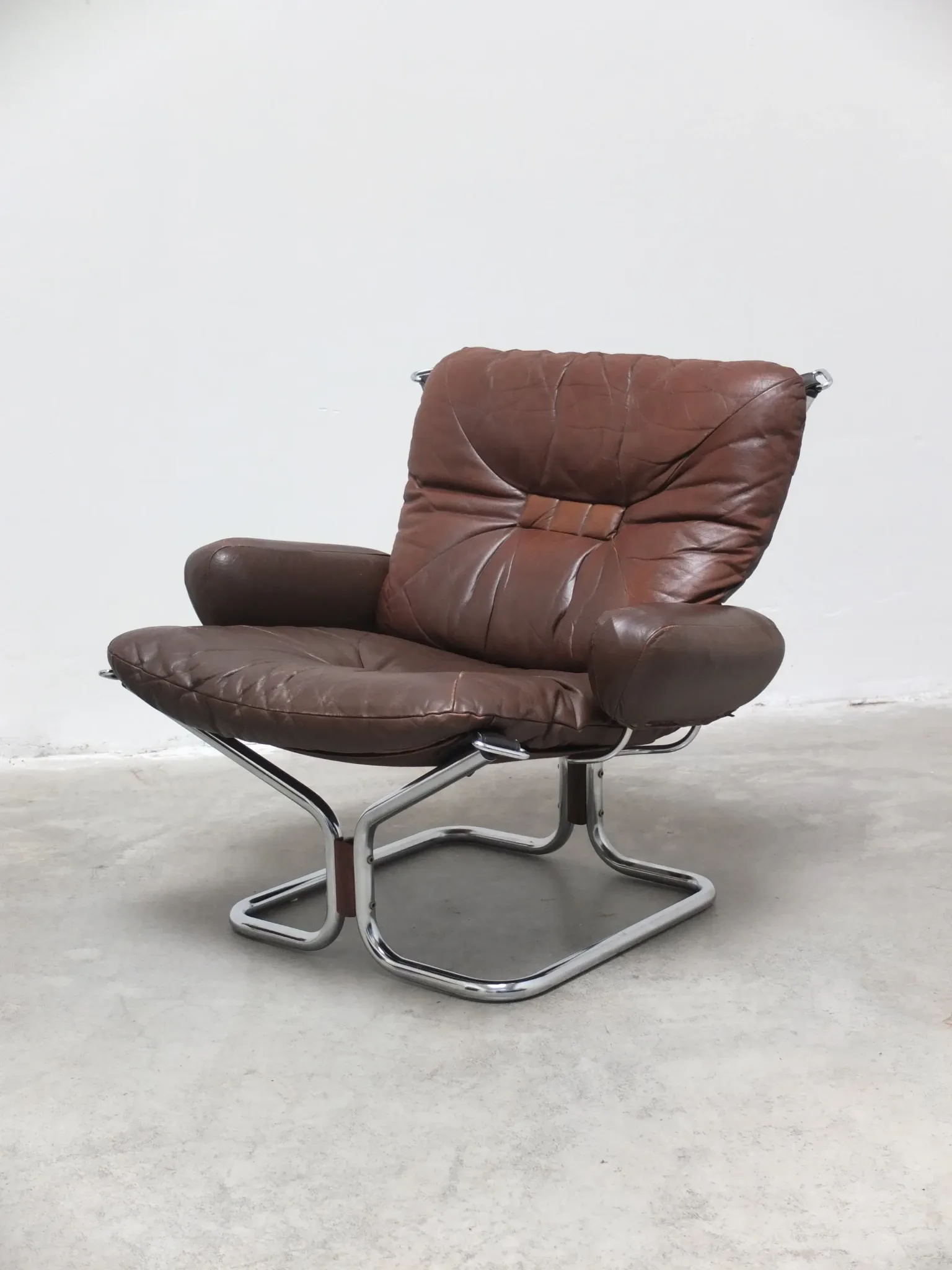 Pair of lounge chairs by Harald Relling for Westnofa, 1970s