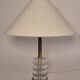 Paire de lampes de table scandinaves modernes avec verre Orrefors et laiton
