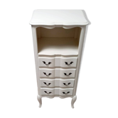 Antique chest of drawers