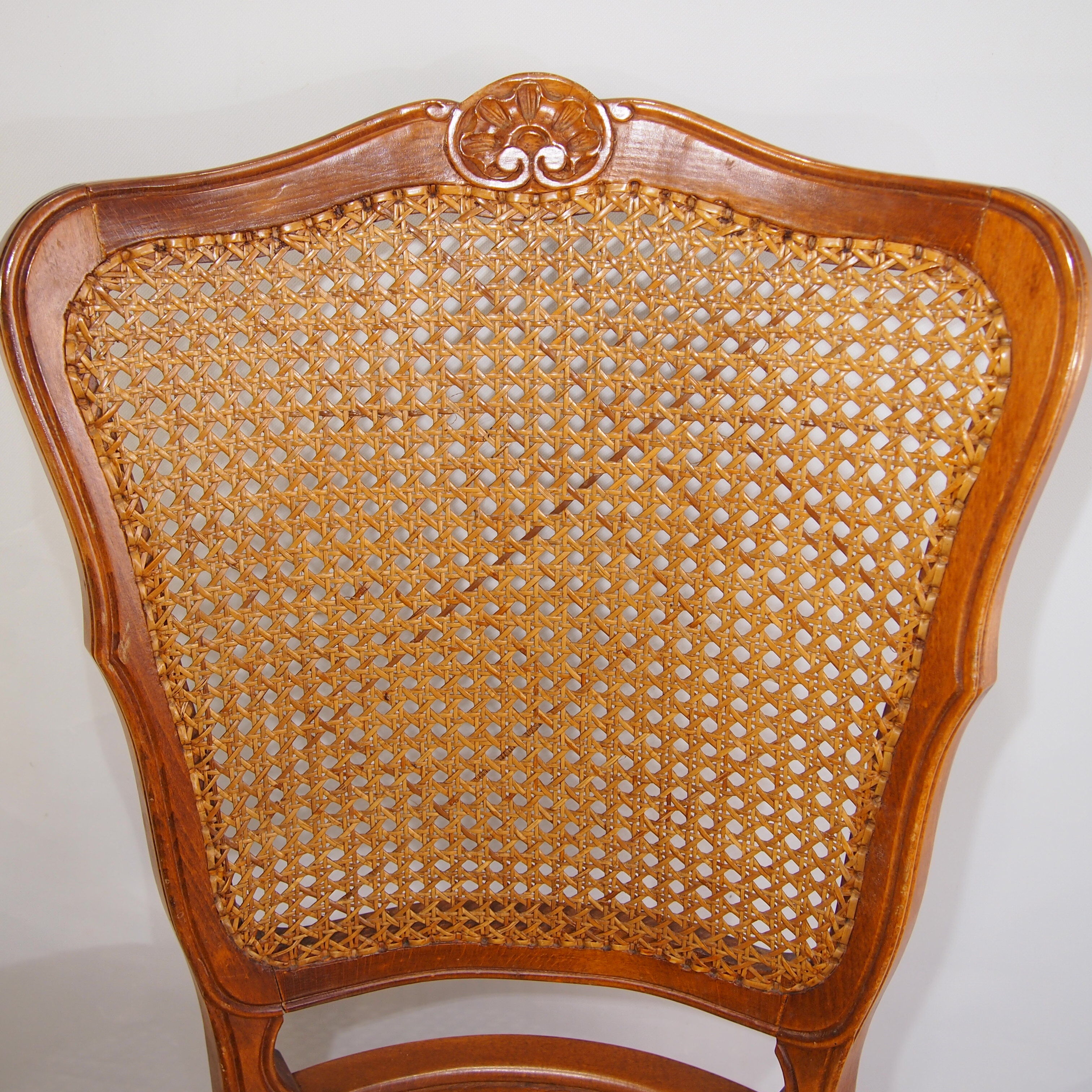 6 old wooden and canning chairs