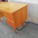 Vintage desk 4 drawers 1 door