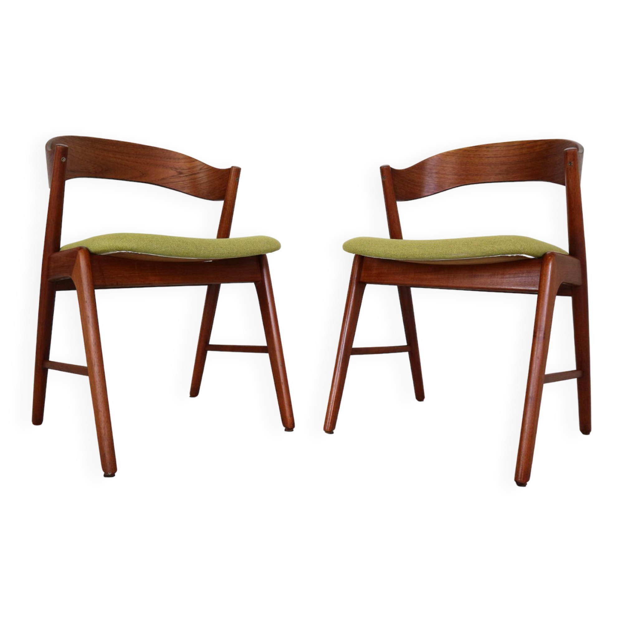 Mid- Century Set Of Two Organic Shape Teak Dinning Room Chairs, 1960 Denmark