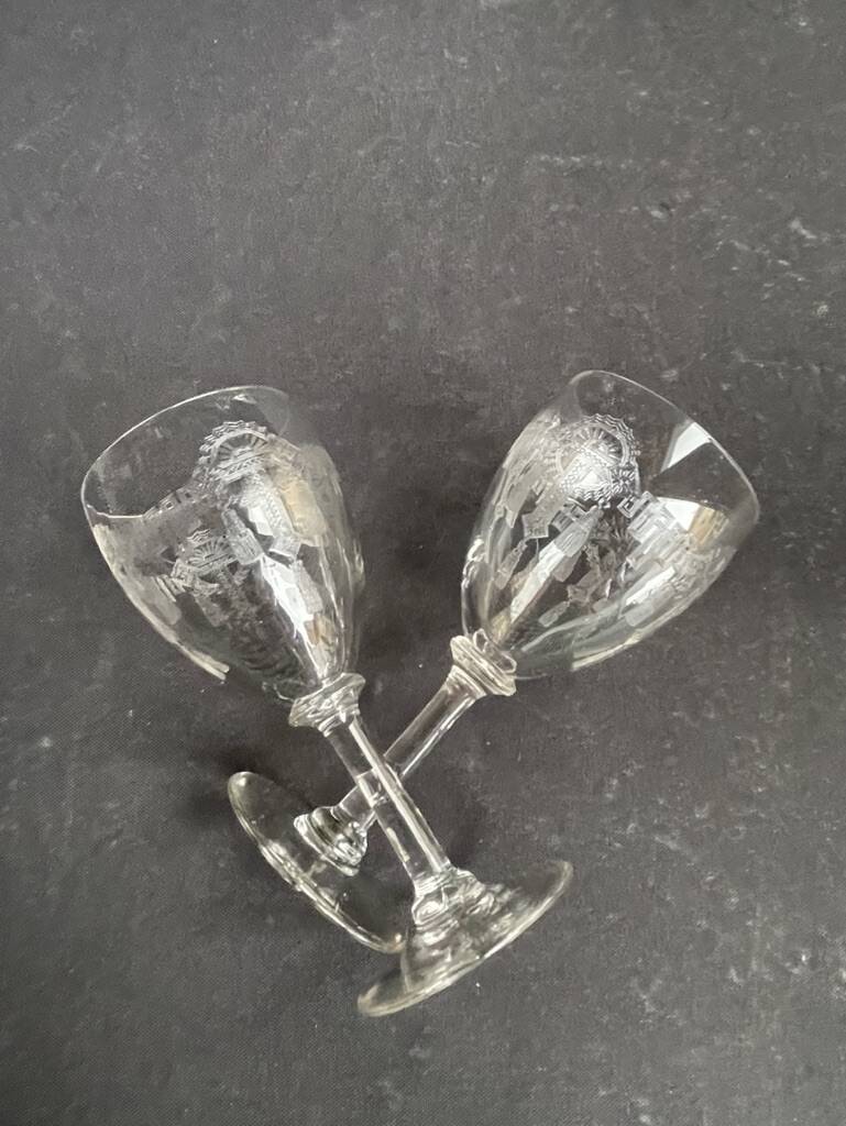 8 guilloché footed glasses – Art Nouveau
