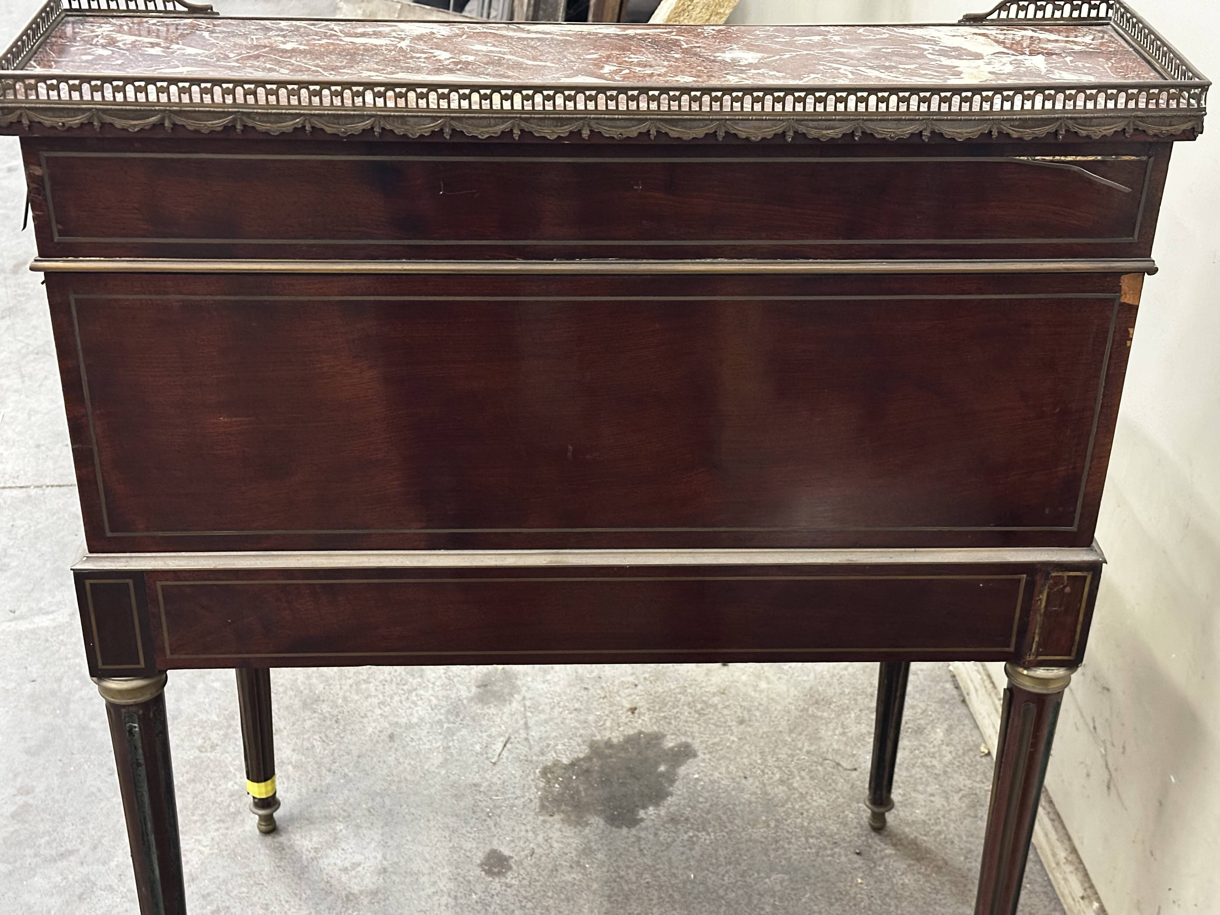 Secretary - Bonheur du Jour with pearly Louis XVI style system