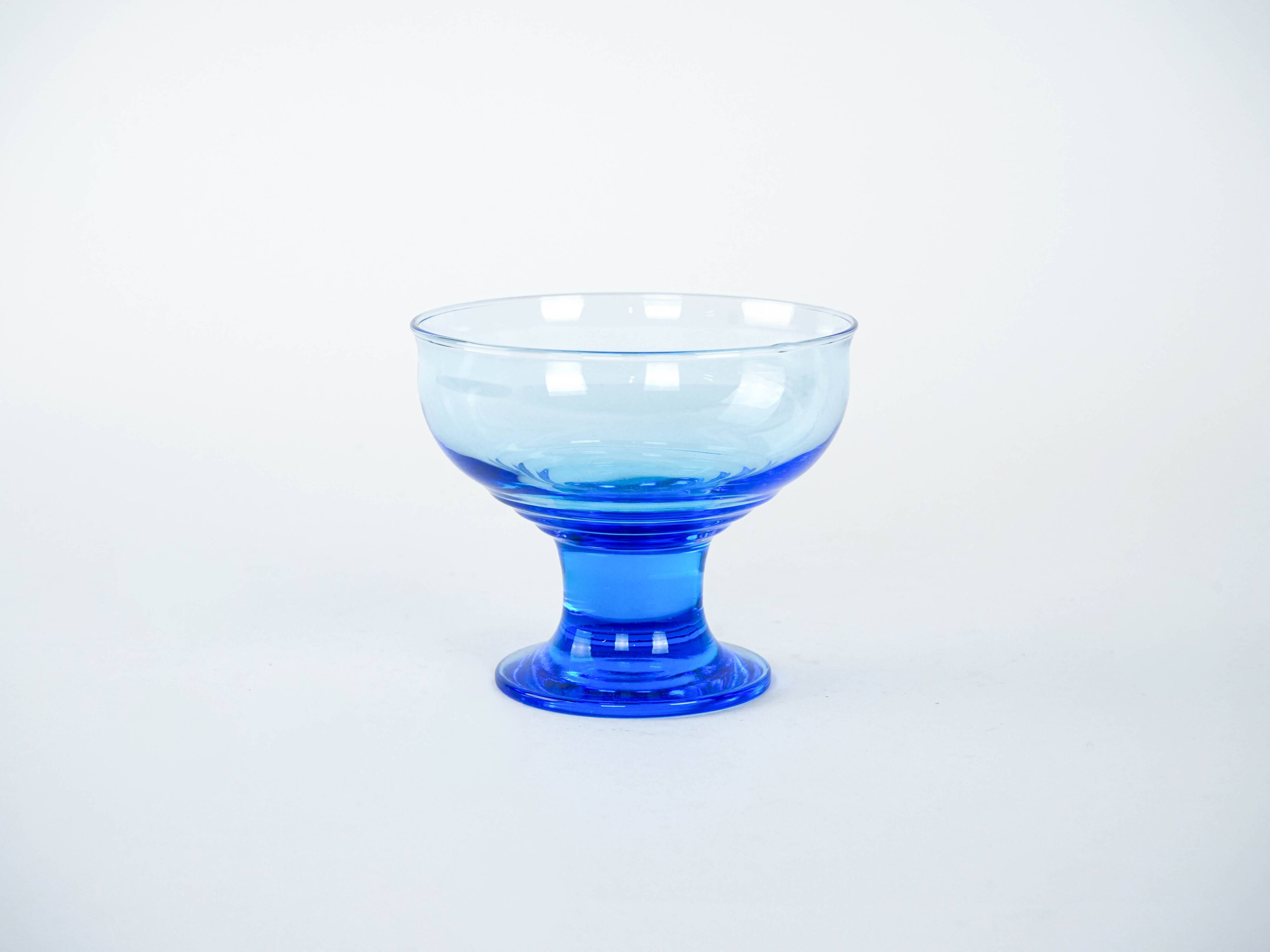 Set of dessert bowls, Italian design, 1970s, production: Italy