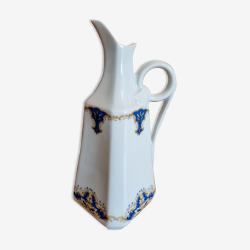 Pichet ancien en porcelaine de Pris PP Base carrée Motif bleu