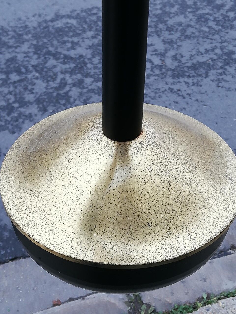 Vintage 50s metal ashtray