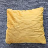 Coussin en crochet vintage