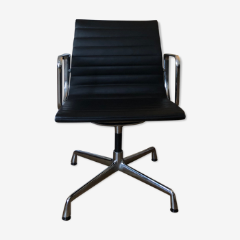 Fauteuil EA108 par Ray & Charles Eames pour Vitra