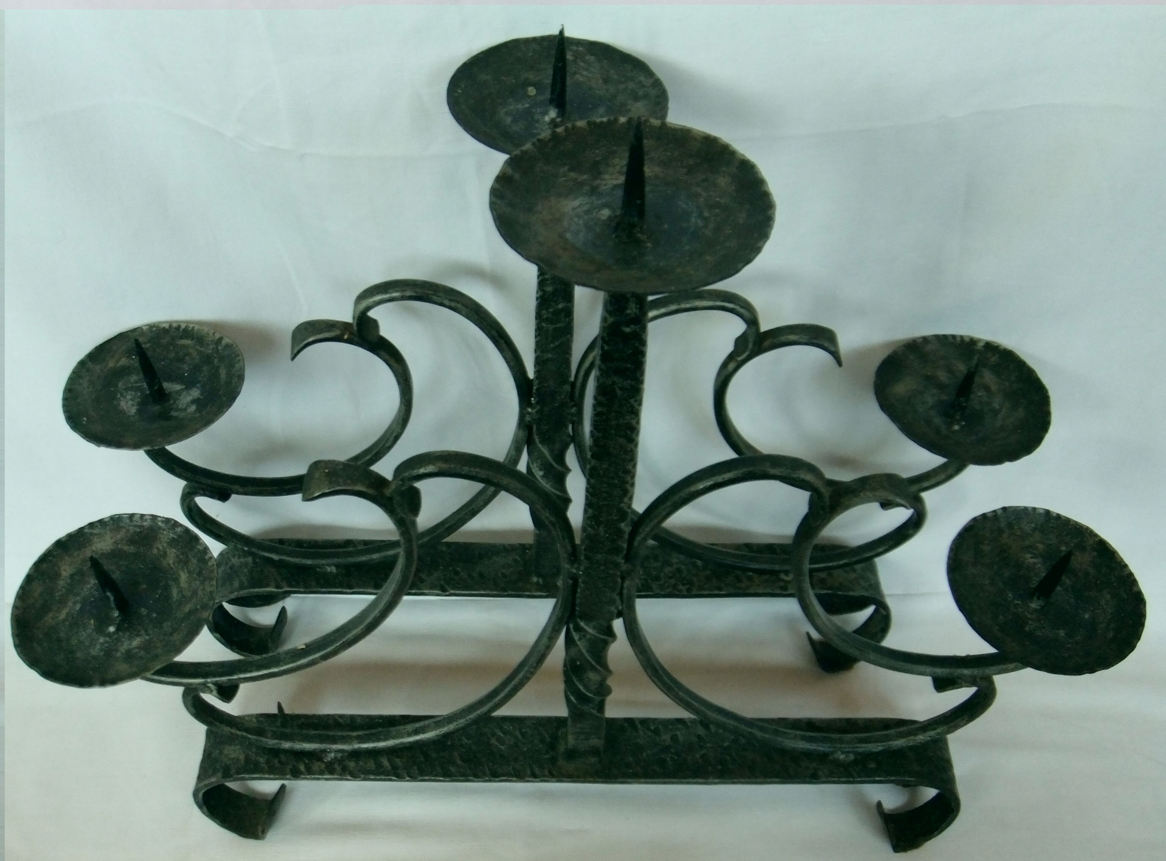 Candlesticks pair
