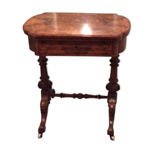 table de jeu victorienne