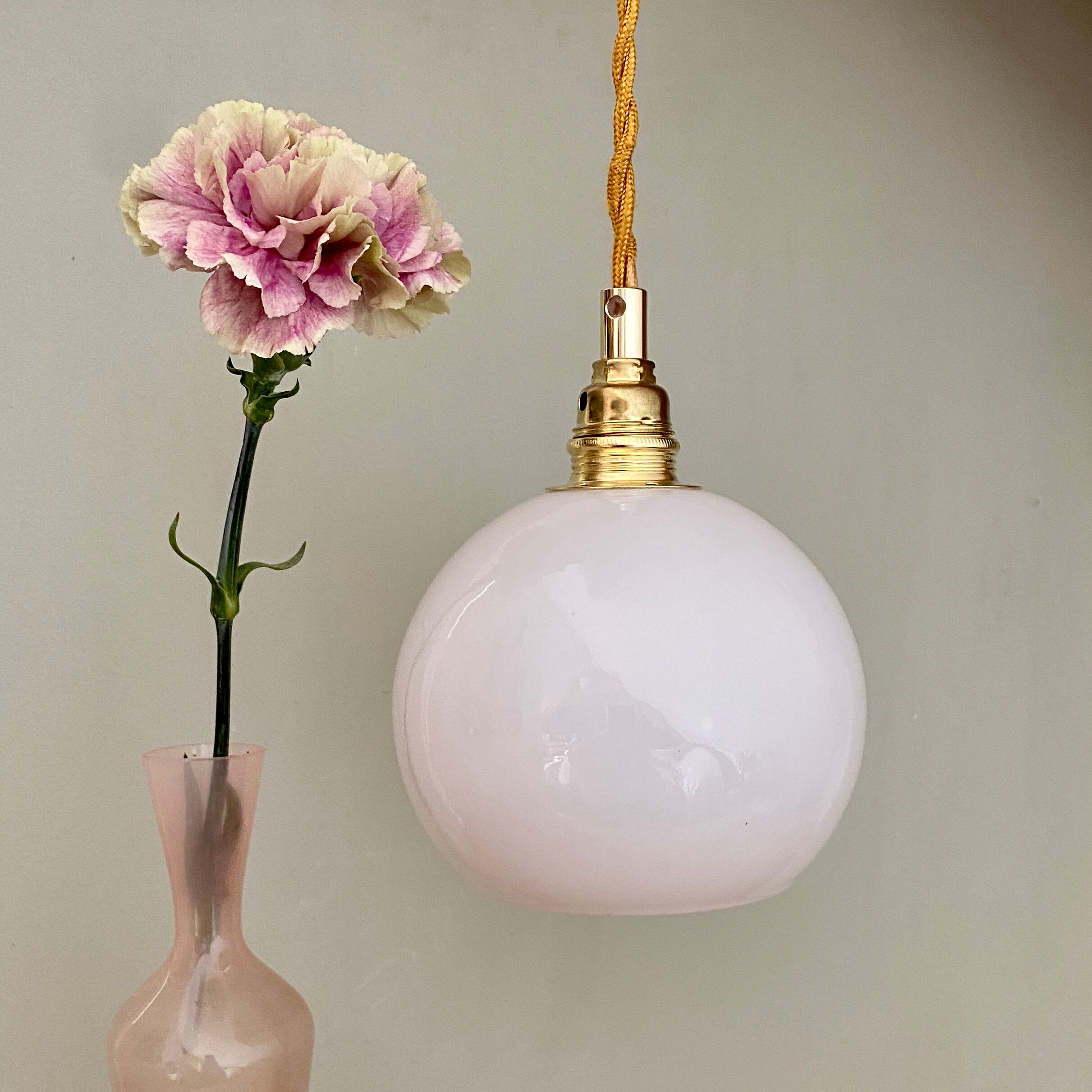 Vintage globe pendant lamp in white opaline