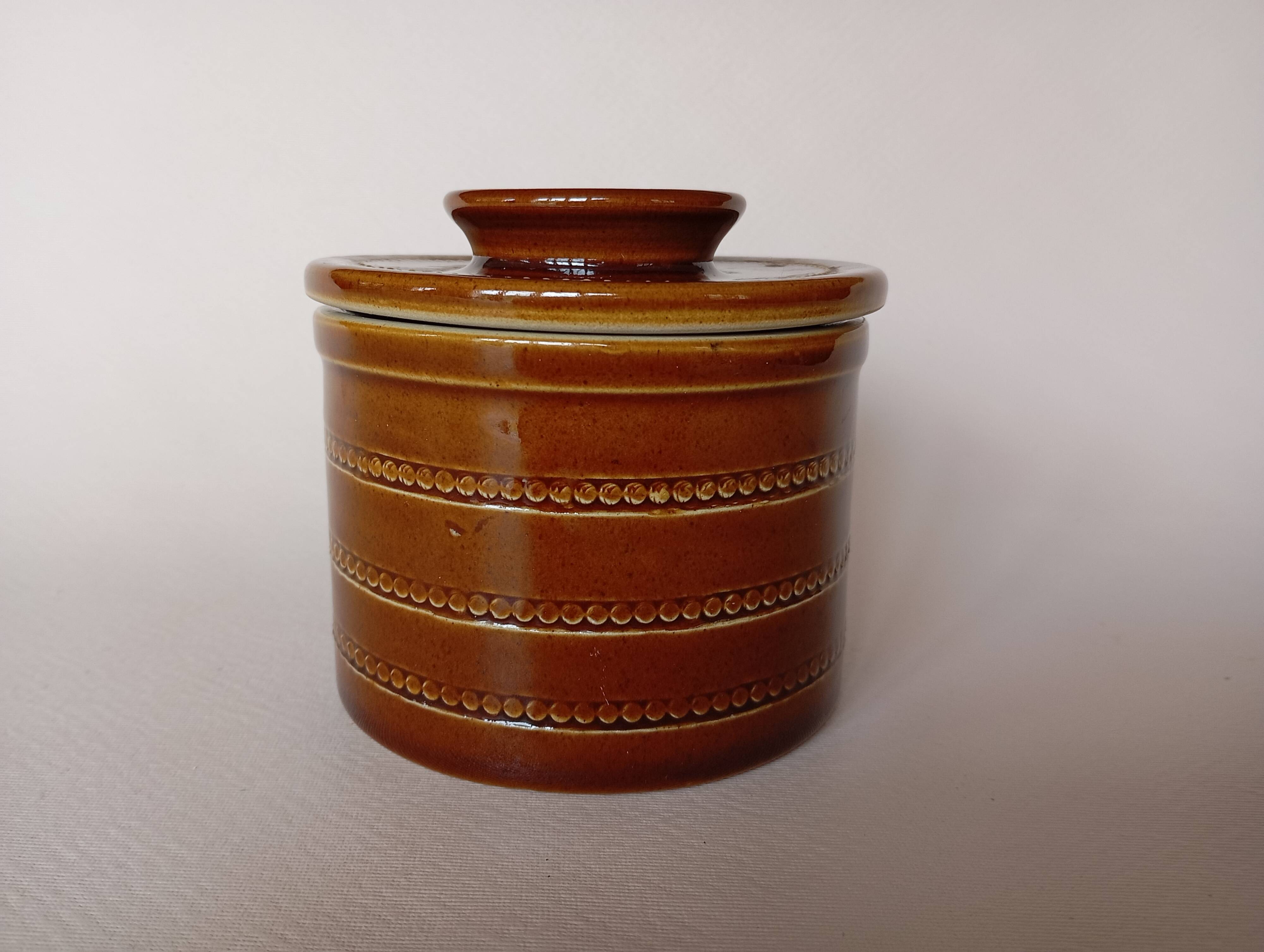 Berry sandstone water butter dish