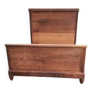 bois de lit ancien en