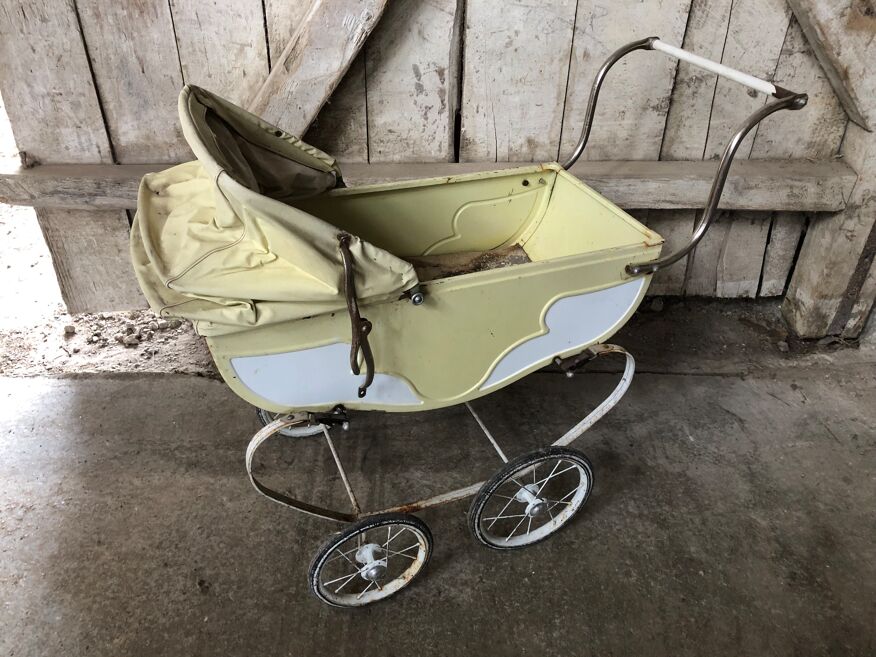 Poussette poupée métal roues capote jouet enfant années 50 vintage | Selency