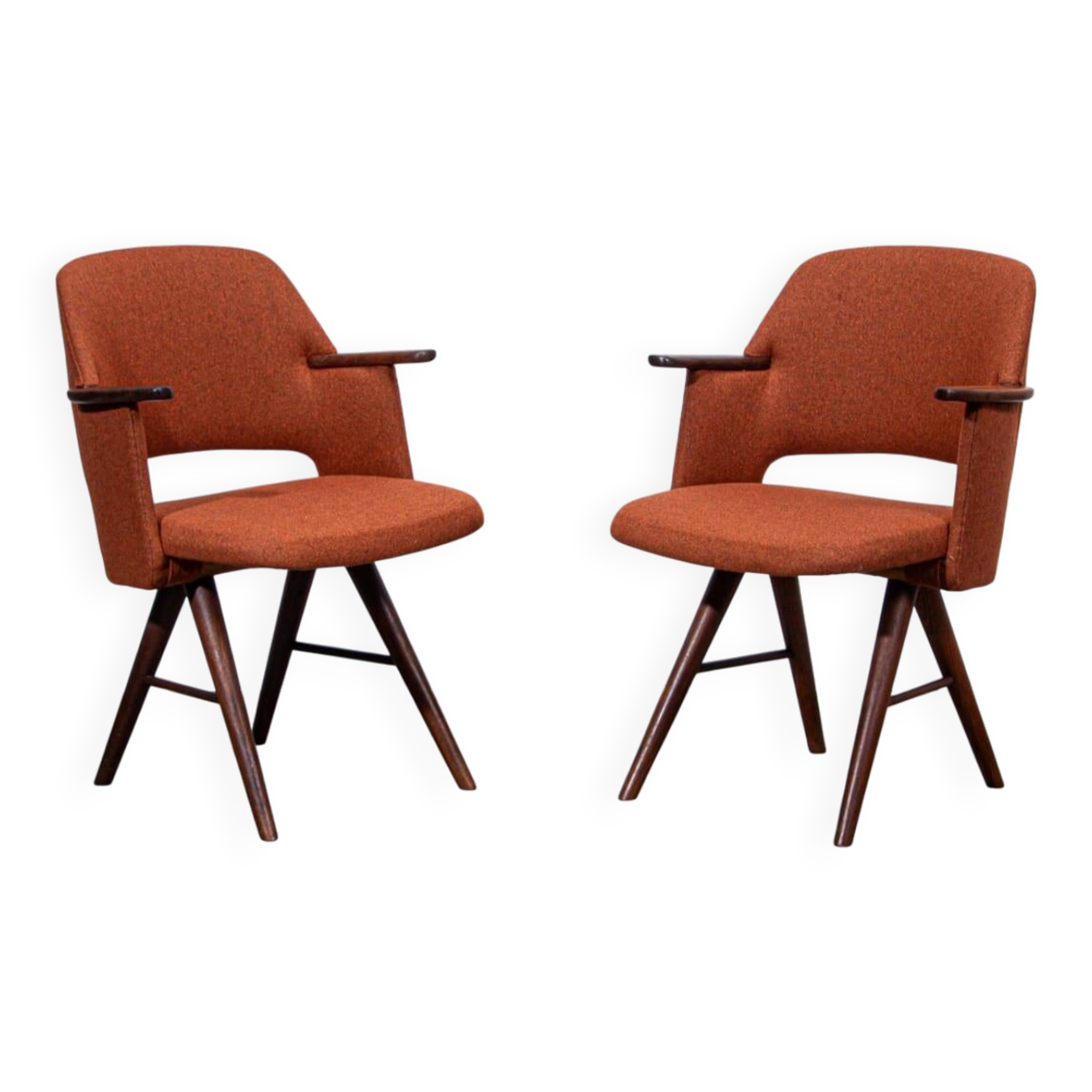 FT30 chairs designed by Dutch designer Cees Braakman for Pastoe. Circa 1950