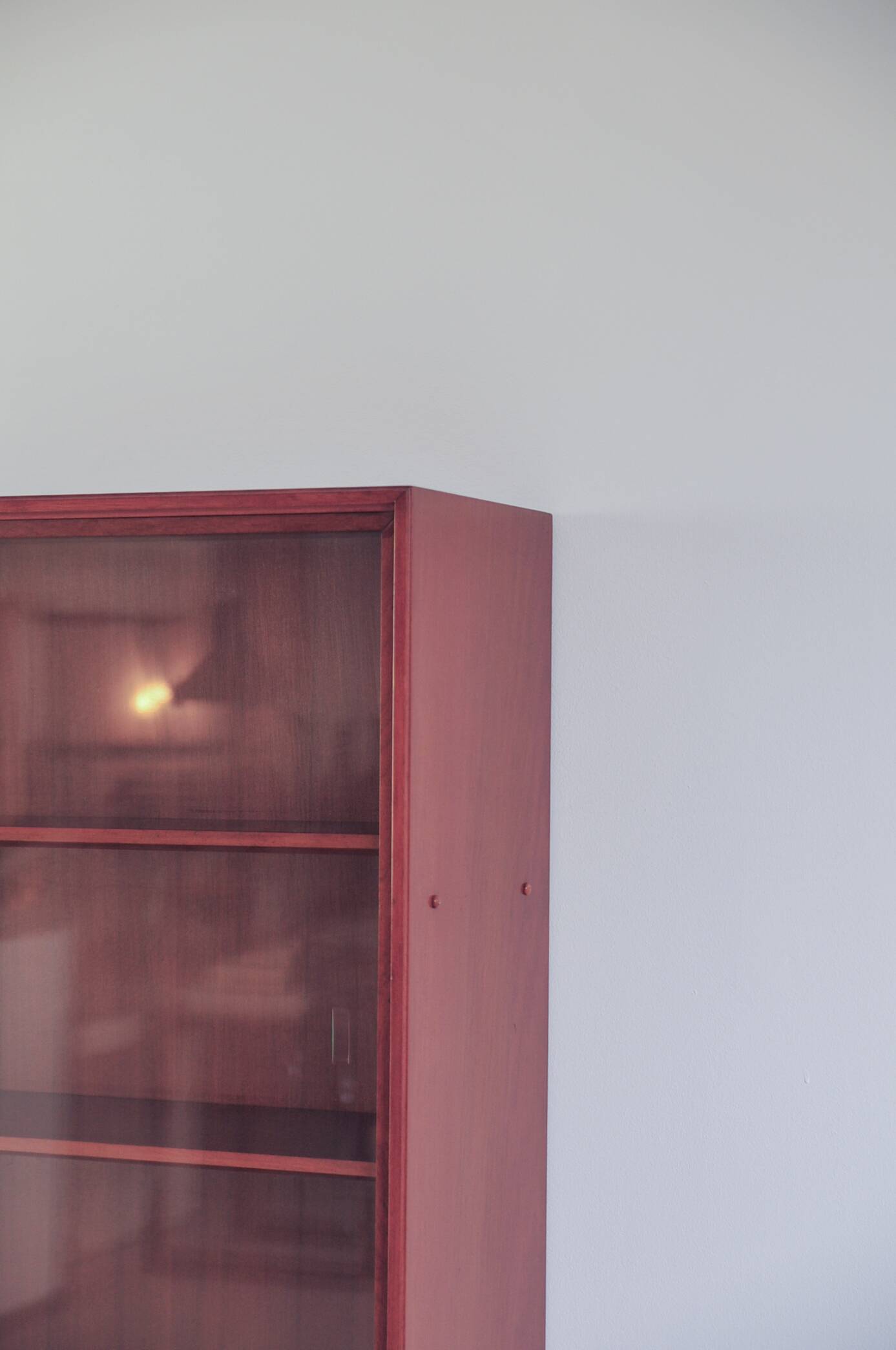 vitrine Formule Meubelen pieds chromés