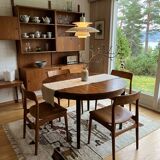 Scandinavian extendable table in rosewood from the 1960s, with 2 extensions.