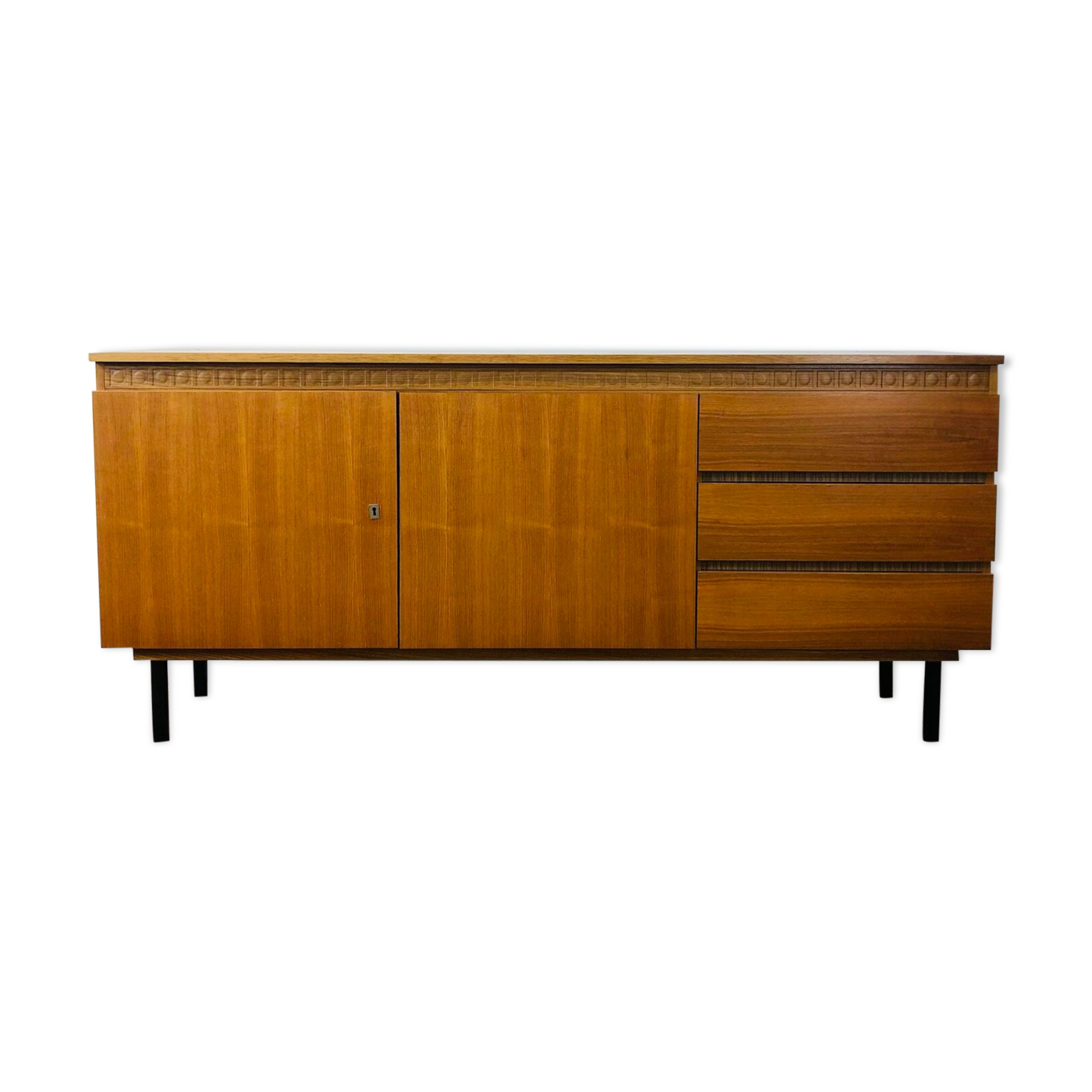 Scandinavian sideboard – 163.5 cm