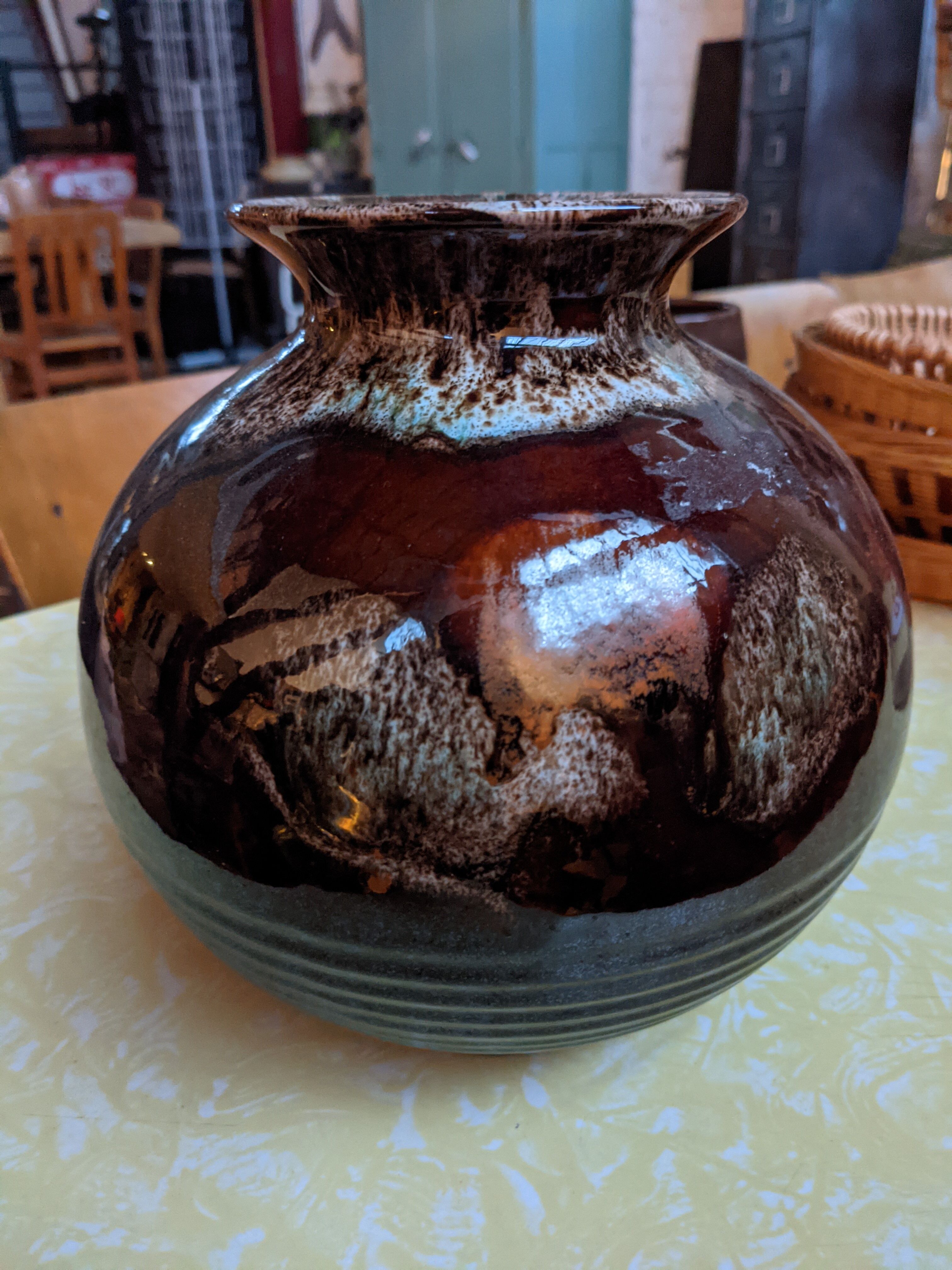 Ball vase