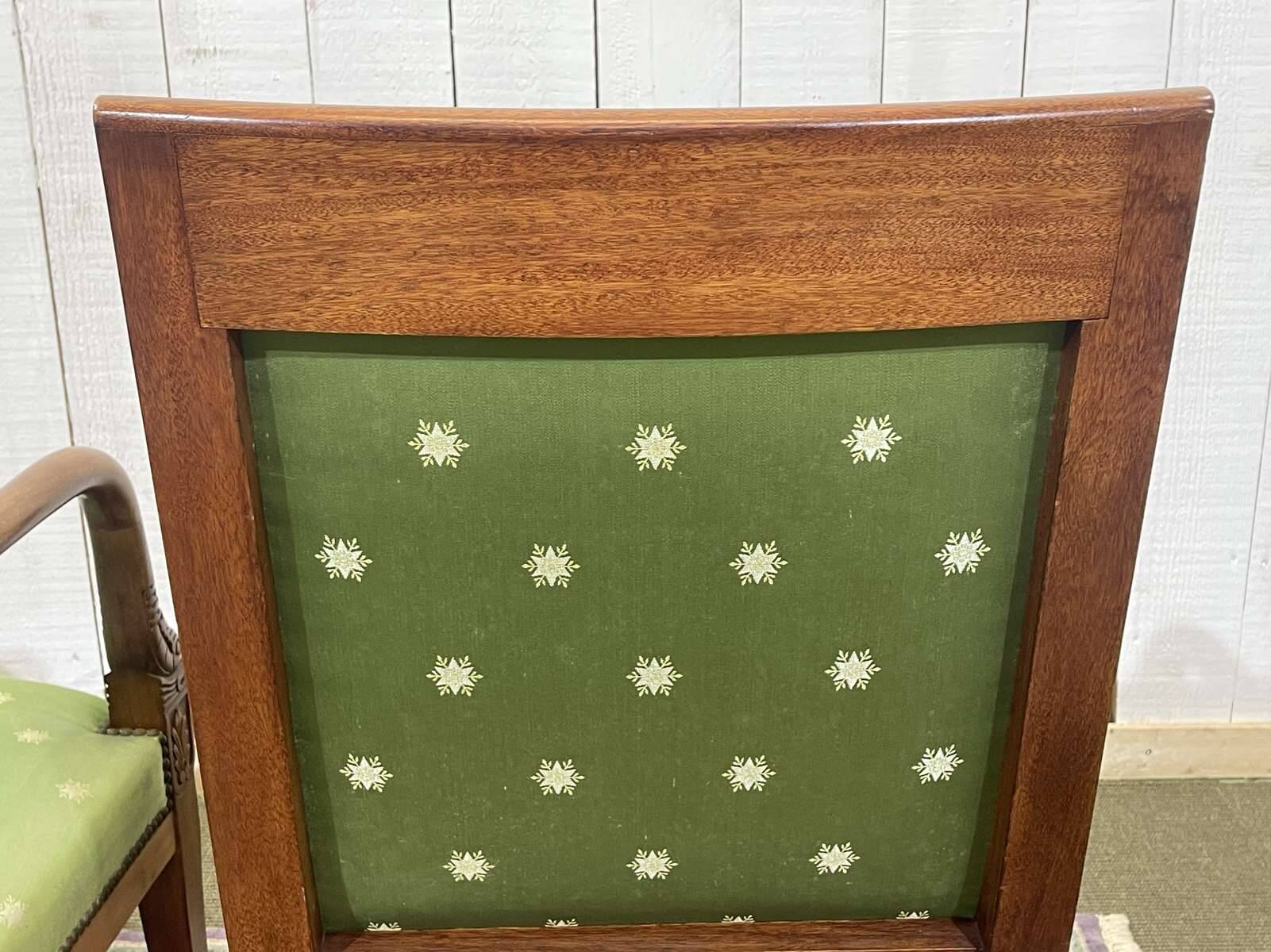 Paire de fauteuils style Empire en acajou, travail des années 50