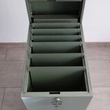 Industrial metal filing cabinet on casters Fidus