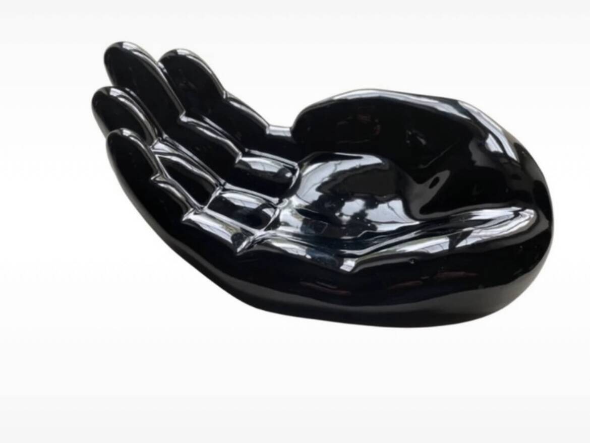 Black ceramic pocket tray