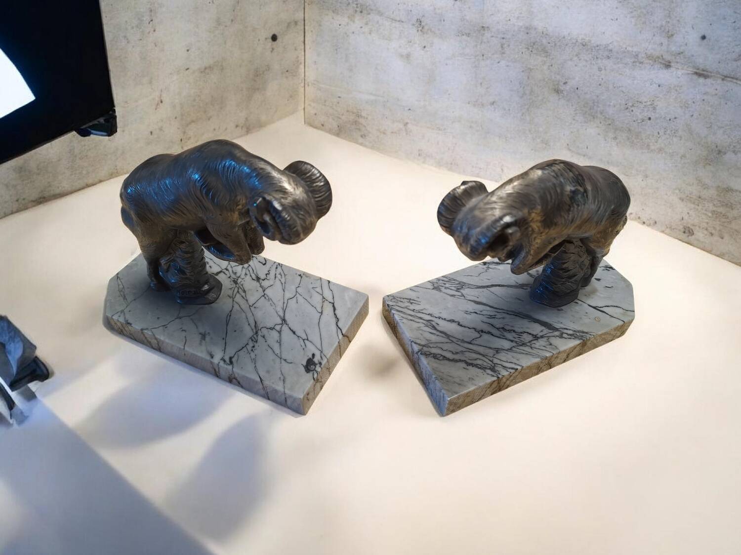 Set of 2 bronze silvered bookends signed Hippolyte Moreau