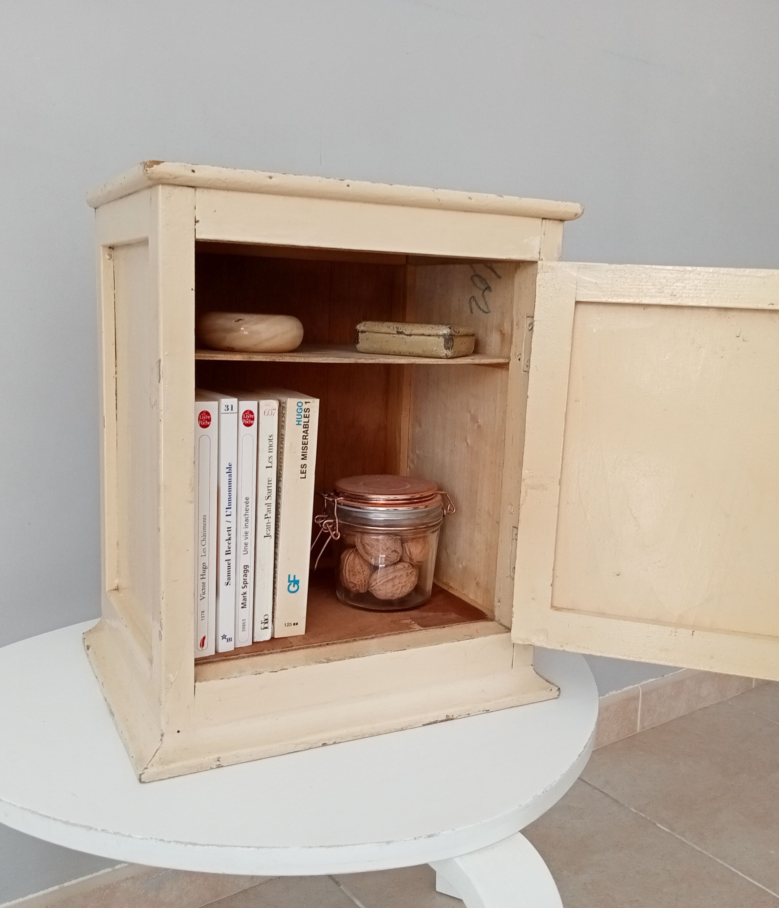 Vintage medicine cabinet 40s/50s