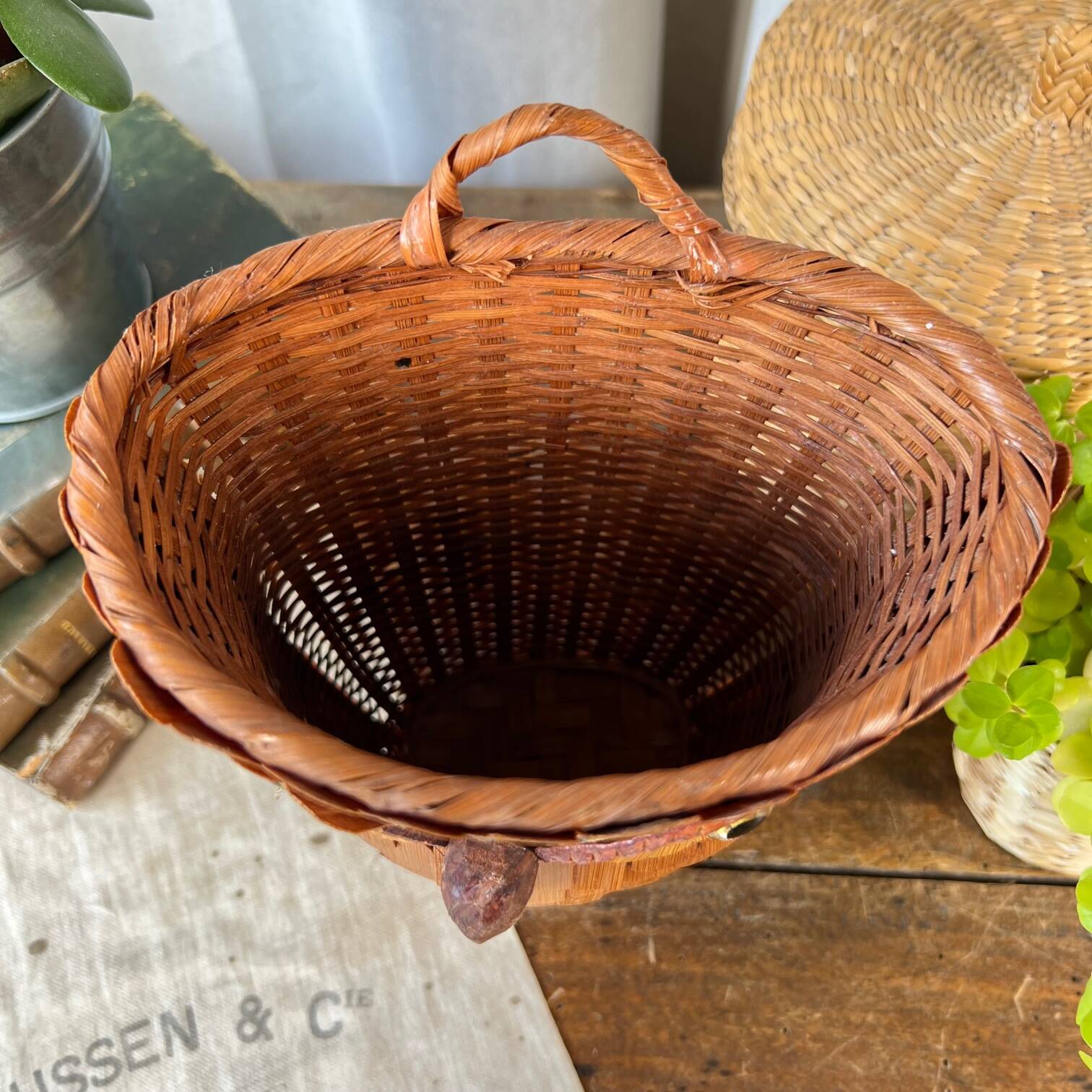 Vintage “owl” basket