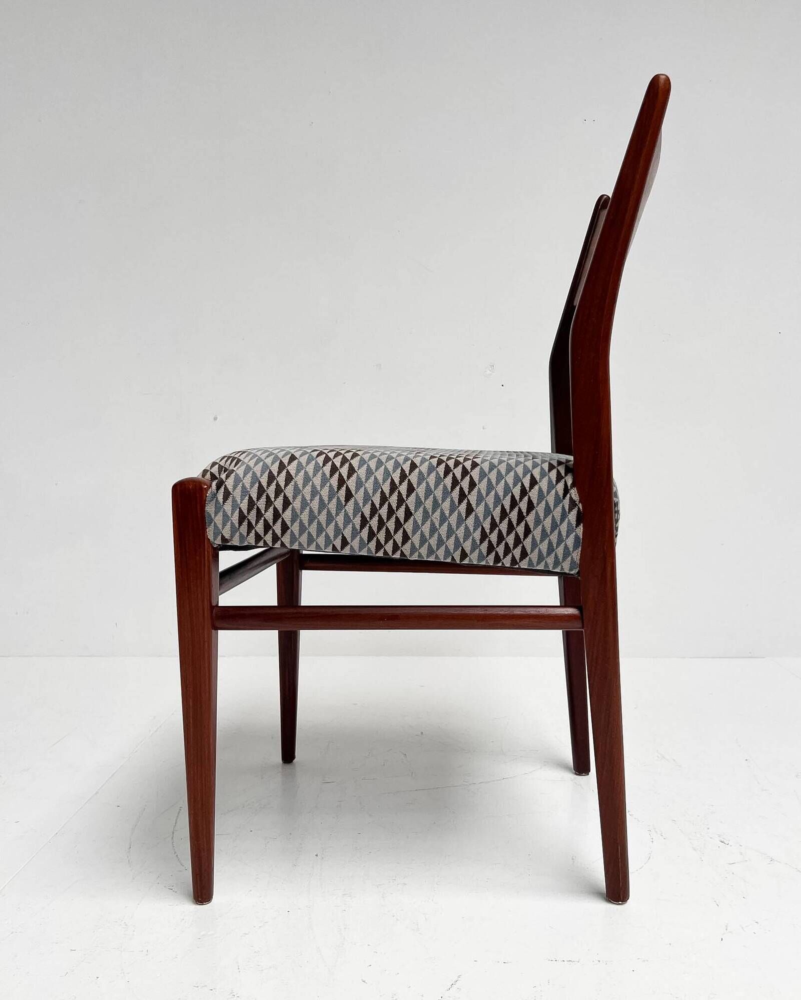 Ensemble de 4 chaises SA10 par Cees Braakman pour Pastoe, années 1960.