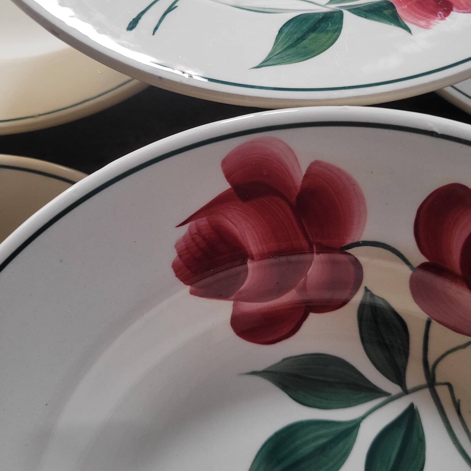Set of 11 Vernon pattern soup plates, 1940s