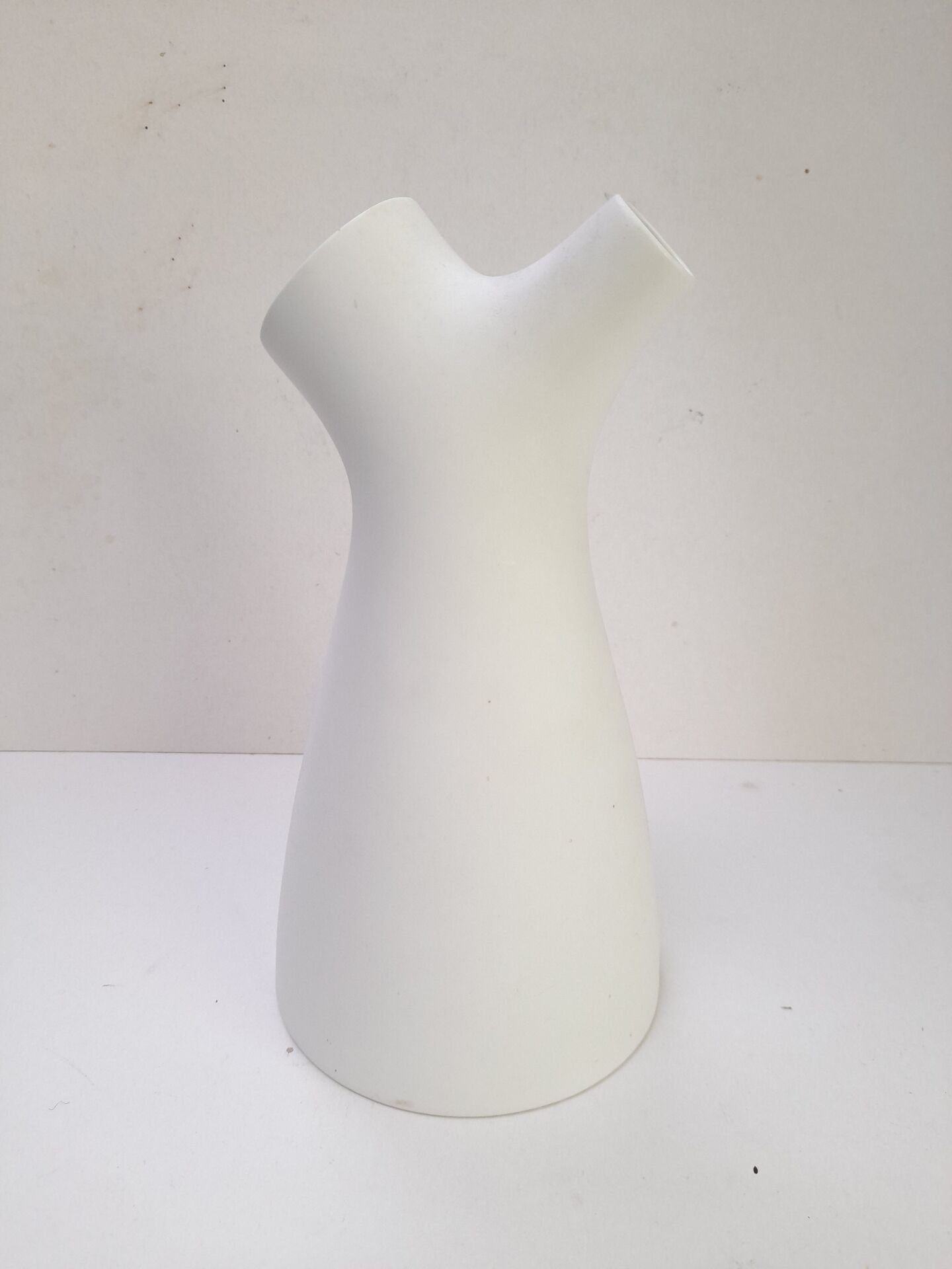 Very beautiful Flow carafe or vase by Muuto.