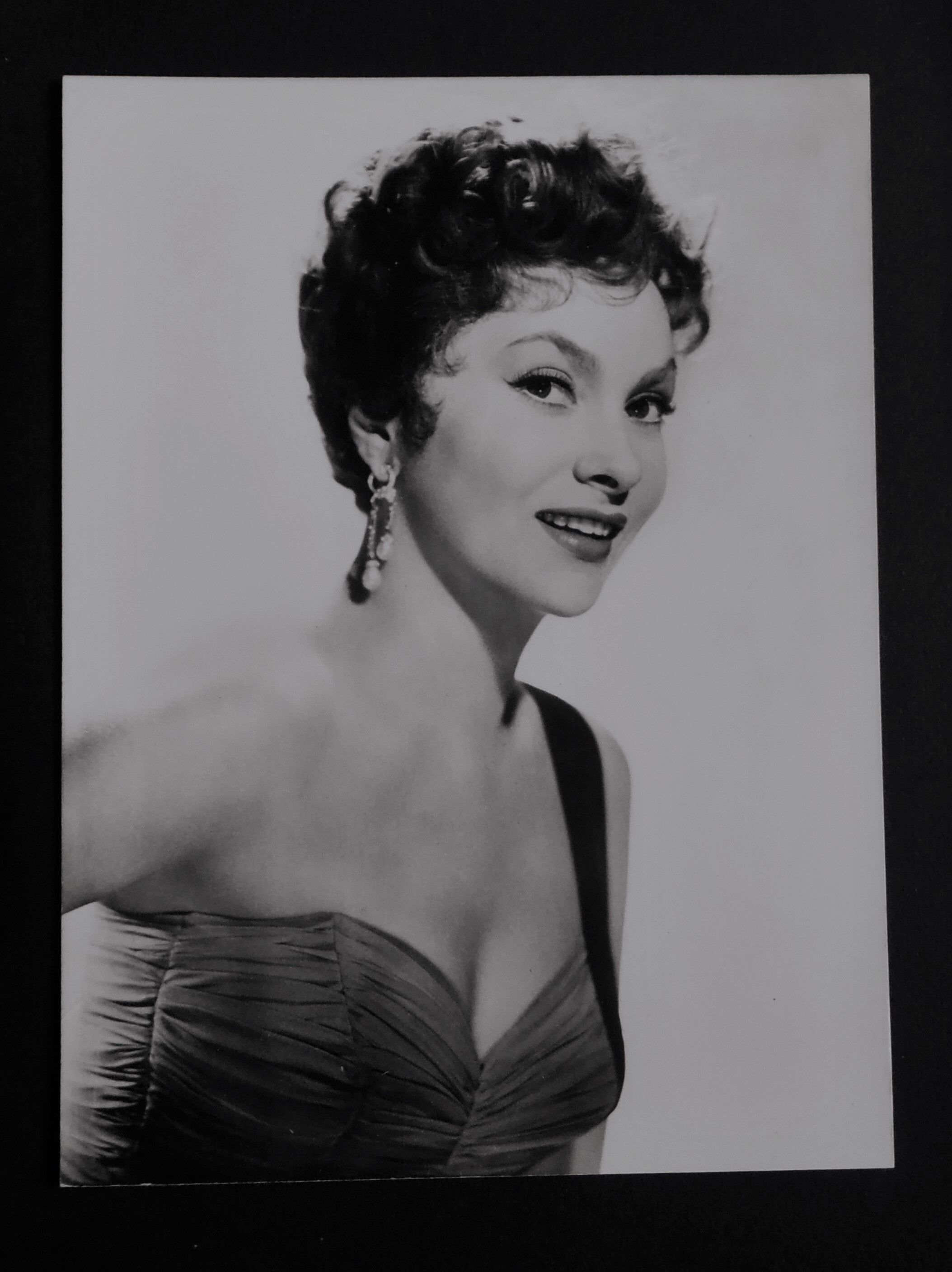 Original photograph of "Gina Lollobrigida" from 1960