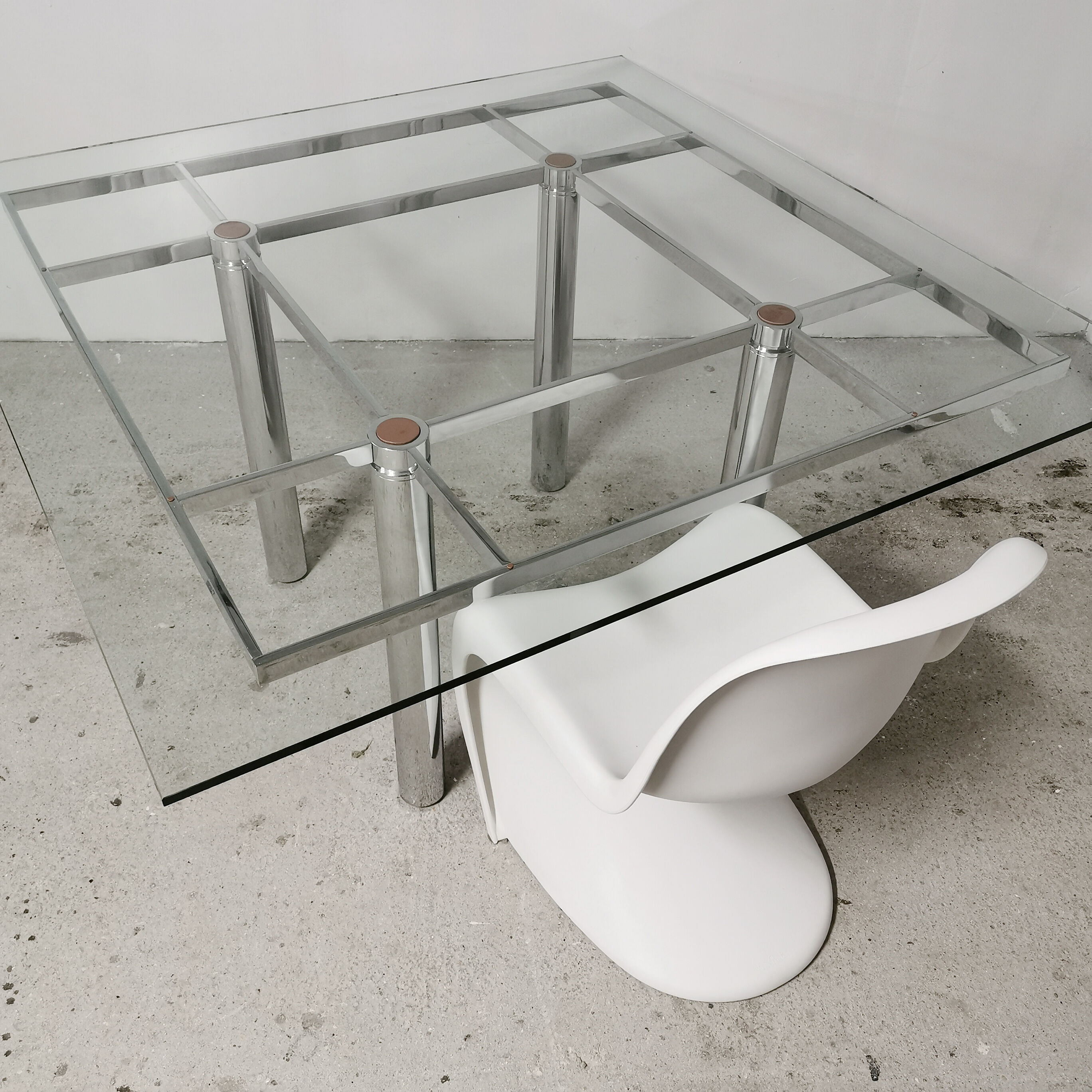 Tobia Scarpa's "André" dining table for Knoll, 2000